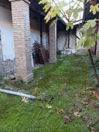 Foto Magazzino in vendita a Poggibonsi 230 mq  Rif: 1295684