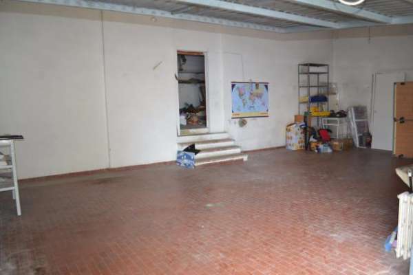 Foto Magazzino in vendita a Poggibonsi 83 mq  Rif: 359941