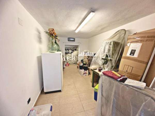 Foto Magazzino in vendita a Signa 40 mq  Rif: 1248704