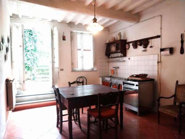 Foto Massarosa-"La Casa dei Ricordi"