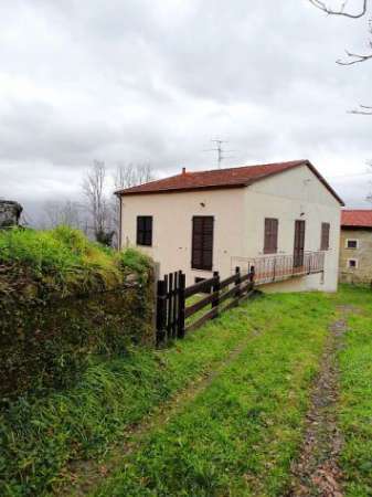 Foto MI 410- IN ESCLUSIVA - Indip.in posizione collinare panoramica