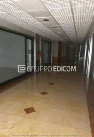 Foto Negozi, botteghe di 102 mq  in vendita a Alessandria - Rif. 4509886