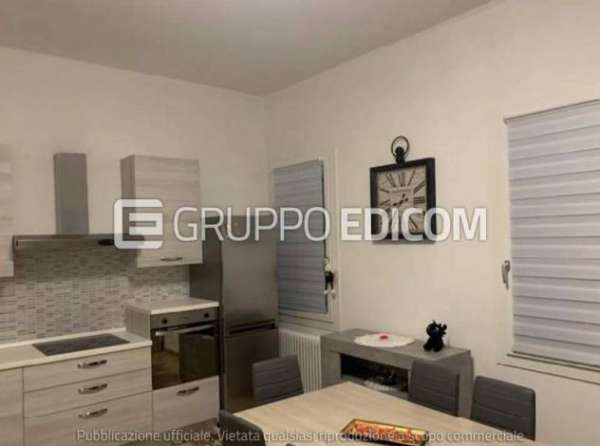 Foto Negozi, botteghe in vendita a Ro - Rif. 4502748