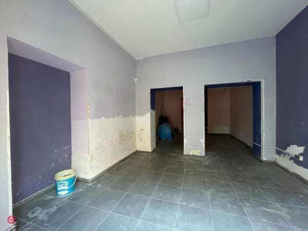 Foto Negozio di 93mq in Via Alberto Gatto 7 a Reggio Calabria