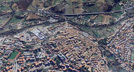 Foto Negozio in Vendita, 1 Locale, 100 mq, Macerata