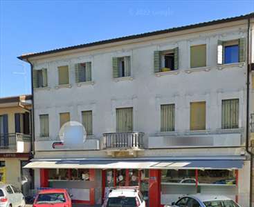 Foto Negozio in Vendita, 1 Locale, 380 mq, Salgareda