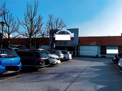 Foto Negozio in Vendita, 1 Locale, 447 mq, Padova