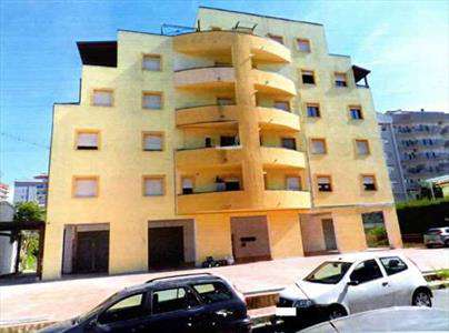 Foto Negozio in Vendita, 3 Locali, 58 mq, Cosenza