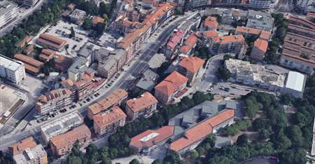 Foto Negozio in Vendita, 6 Locali, 152 mq, Ancona