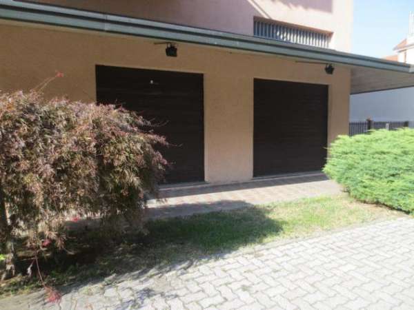 Foto Negozio in Vendita a Lissone