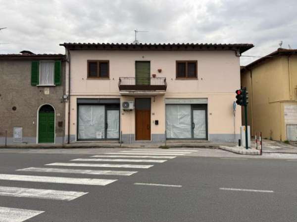 Foto Negozio in vendita a Pontestrada - Pietrasanta 22 mq  Rif: 1290221
