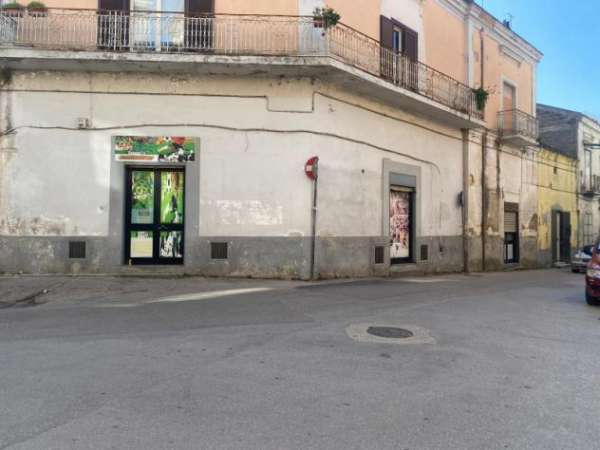 Foto Negozio in Via Ponte Carolino