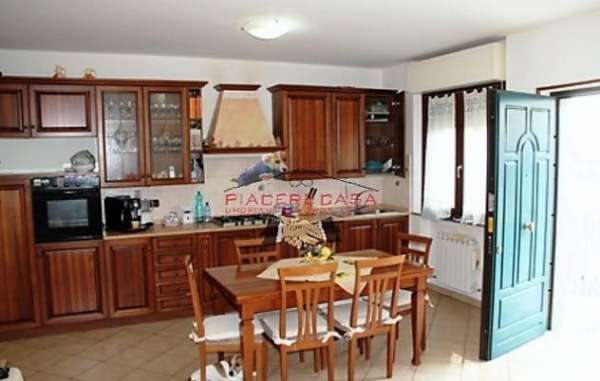 Foto Orvieto - La Svolta - Appartamento con balcone e posto auto in vendita