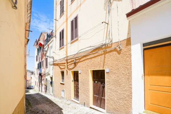 Foto Ozieri, palazzina tra natura e centro citt