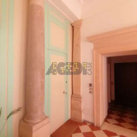 Foto PADOVA � CENTRO STORICO � ADIACENTE PALAZZO ZABARELLA