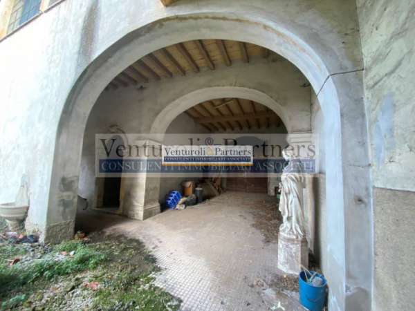 Foto Palazzo - Stabile in Vendita a Lonato del Garda Lonato - Centro