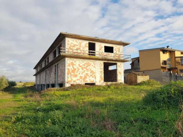 Foto Palazzo in Localit  Pullo