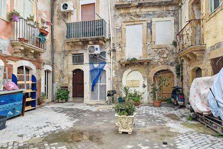 Foto Palazzo in Vendita, 6 Locali, 6 Camere, 155 mq (SIRACUSA ORTIGIA