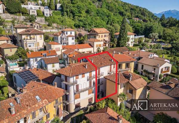 Foto Palazzo in vendita a Belgirate