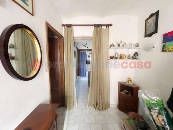 Foto Palazzo in vendita a Rieti - 5 locali 125mq