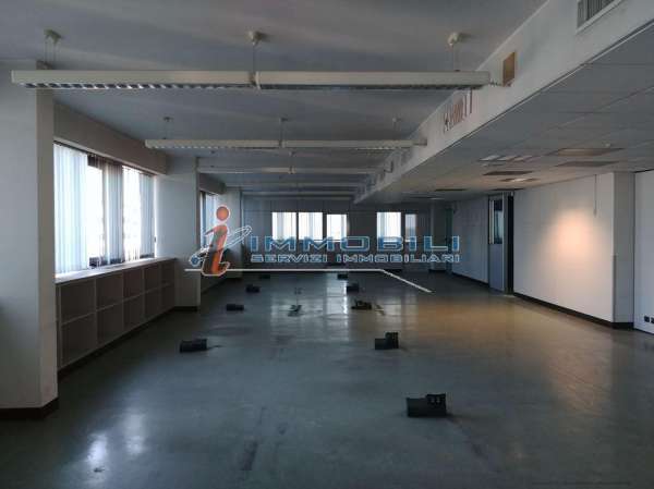 Foto Palazzo in vendita a Segrate