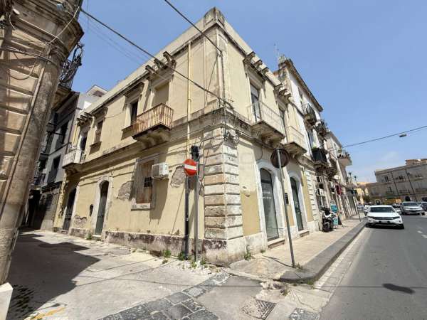 Foto Palazzo in vendita a Siracusa