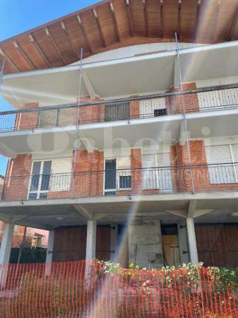Foto Palazzo in vendita a Tortoreto
