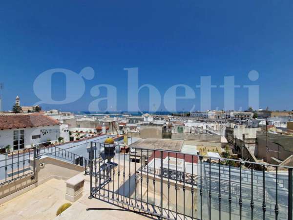 Foto Palazzo in vendita a Trani