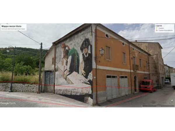 Foto Palazzo in Via Trinit