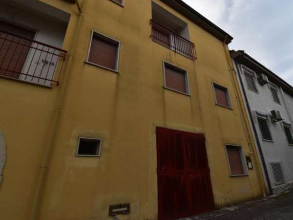 Foto Palazzo in Via Trinit