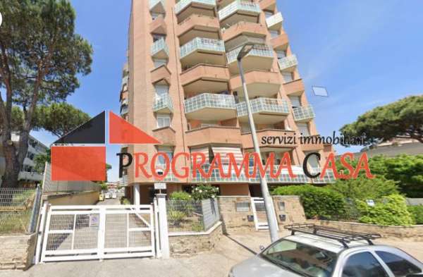 Foto POMEZiA VIA COPERNICO n. 5 P.AUTO SCOPERTO CANCELLO ELETTRICO