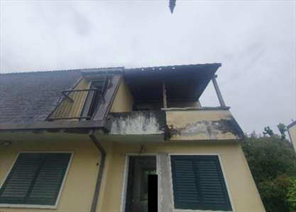 Foto Porzione di Casa in Vendita, pi� di 6 Locali, 175 mq, Camposampi