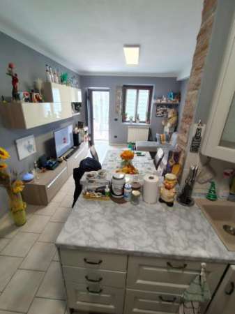 Foto Porzione di casa in vendita a Carrara 75 mq  Rif: 1327213