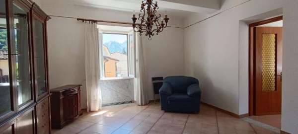 Foto Porzione di casa in vendita a Codena - Carrara 150 mq  Rif: 1327958