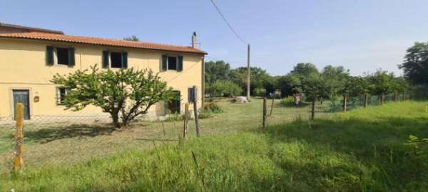 Foto Porzione di casa in vendita a Galleno - Fucecchio 200 mq  Rif: 1164794