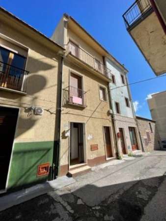 Foto Porzione di casa in vendita a Modica