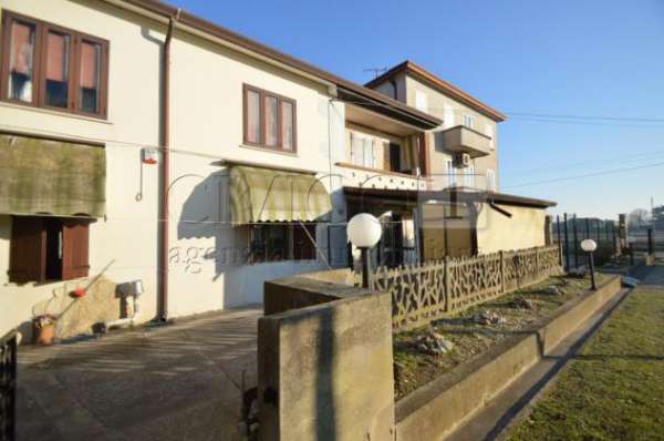 Foto Porzione di casa in vendita a Montagnana