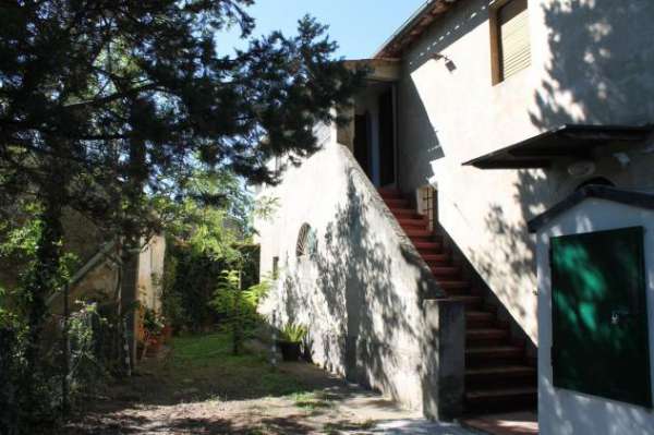 Foto Porzione di casa in vendita a Palaia 104 mq  Rif: 1324086
