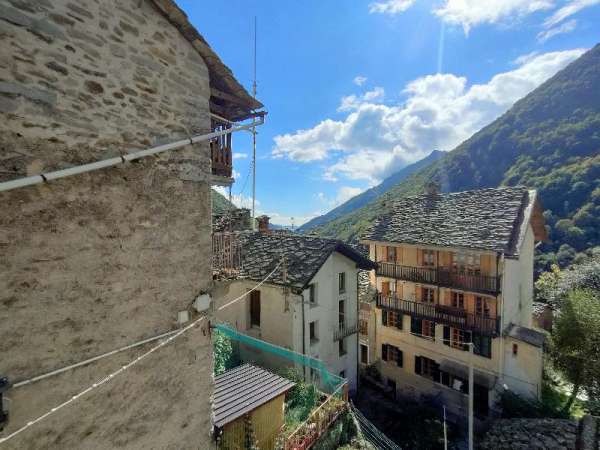 Foto Porzione di casa in vendita a Piedicavallo