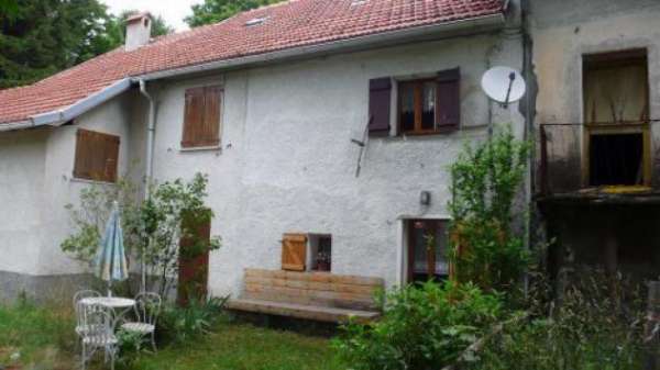 Foto Porzione di casa in vendita a Sassello