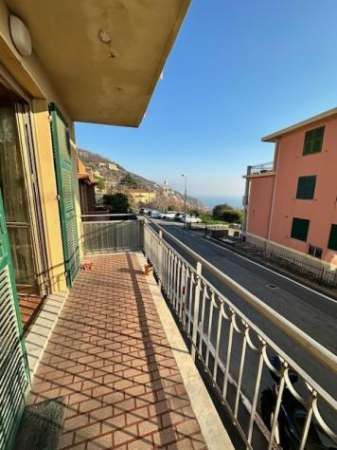 Foto Quadrilocale in vendita a Bergeggi