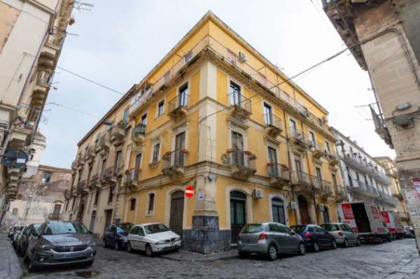 Foto Quadrilocale in vendita a Catania
