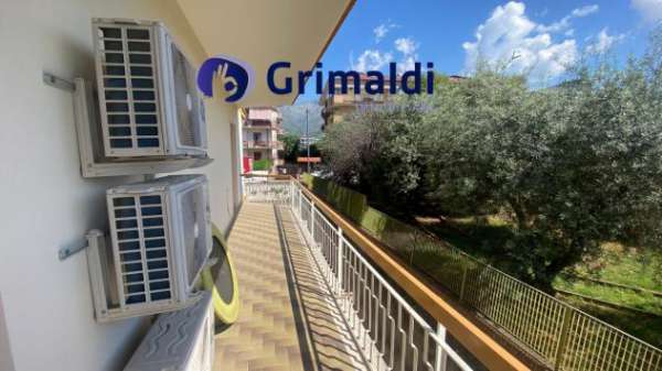 Foto Quadrilocale in vendita a Formia