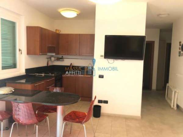 Foto Quadrilocale in vendita a Massa