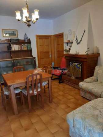 Foto Quadrilocale in vendita a Massa
