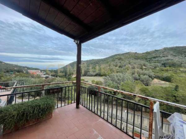 Foto Quadrilocale in vendita a Monte Argentario