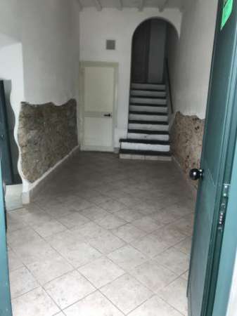 Foto Quadrilocale in vendita a Seravezza