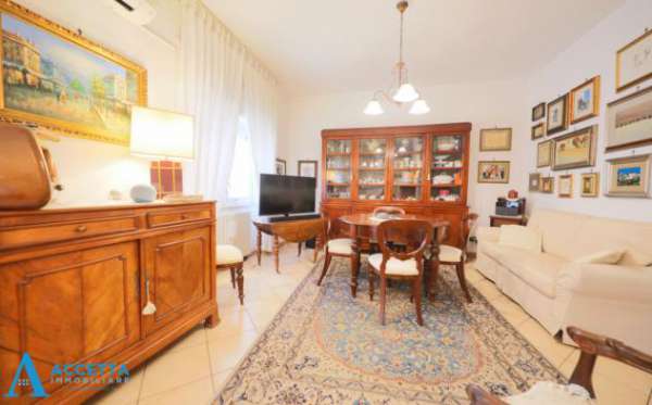 Foto Quadrilocale in vendita a Taranto