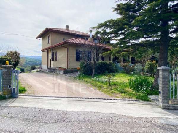 Foto Quadrilocale in vendita a Verucchio