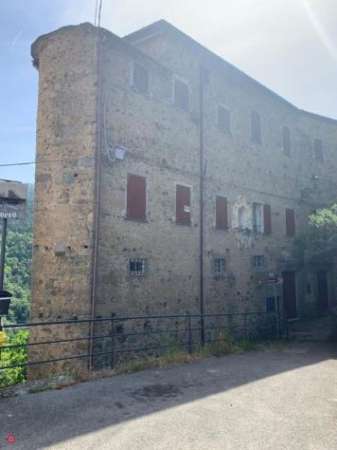 Foto Quadrilocale in Vendita in groppo a Sesta Godano